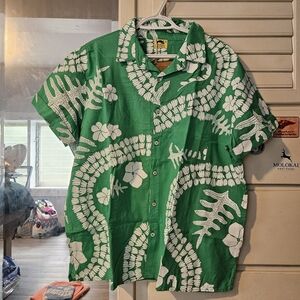 KEALOPIKP WAHINE ALOHA SHIRT - SIZE XL - TAHITI PRINT - GREEN AND WHITE COLORS
